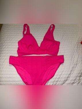 Aerie textured hot pink swimsuit bikini